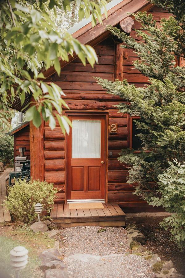 Wilder And Pine Riverside Cabins Stevenson エクステリア 写真
