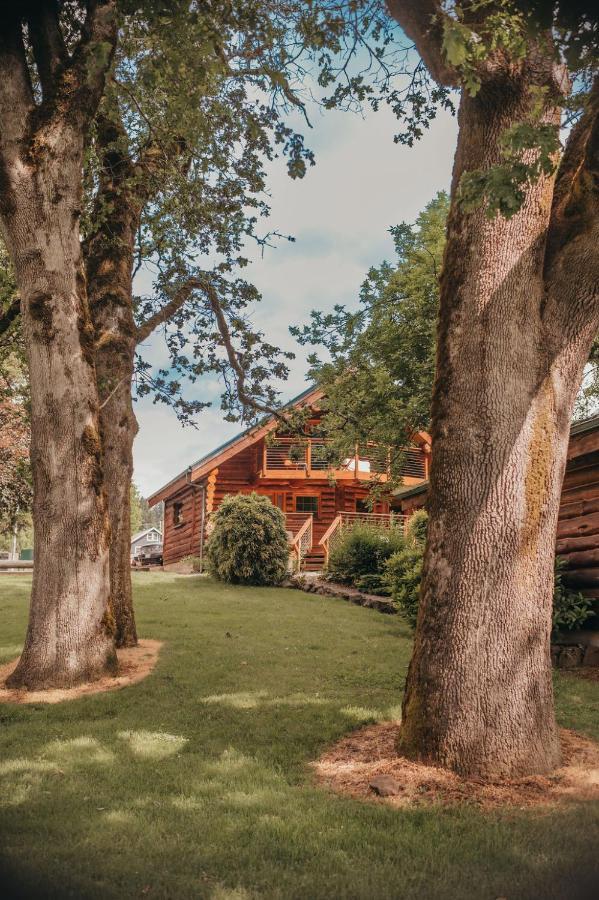 Wilder And Pine Riverside Cabins Stevenson エクステリア 写真